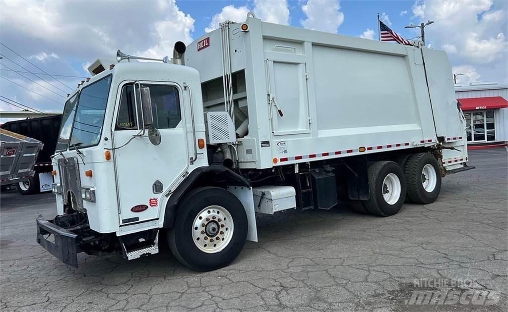 Peterbilt 320 垃圾車