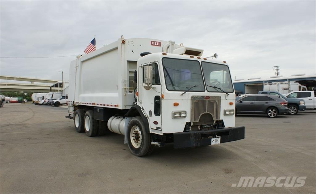 Peterbilt 320 垃圾車