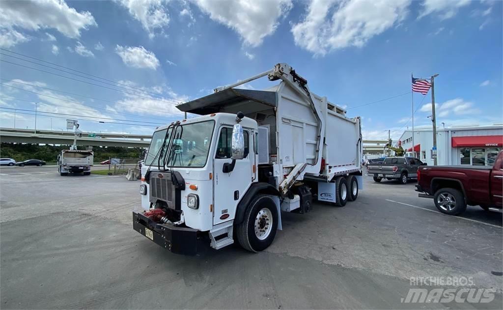 Peterbilt 520 垃圾車