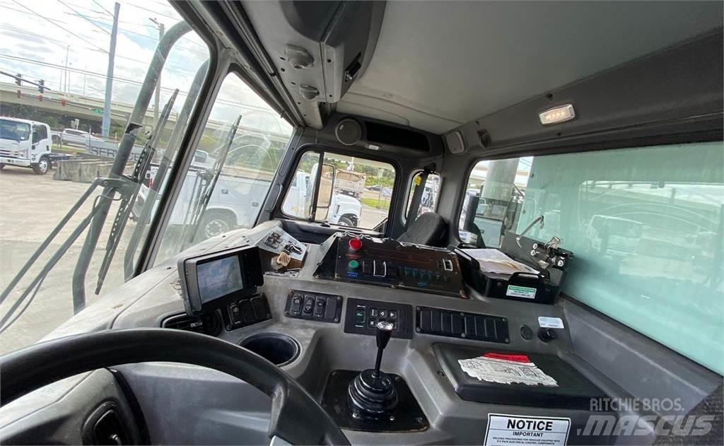 Peterbilt 520 垃圾車