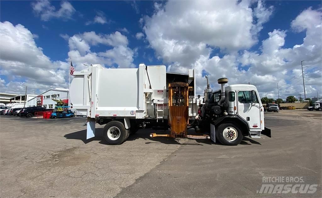 Peterbilt 520 垃圾車