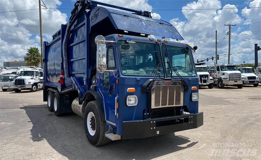 Peterbilt 520 垃圾車