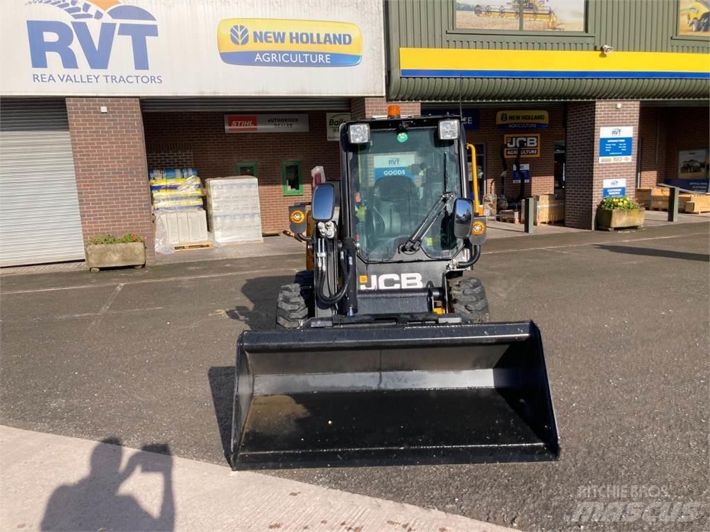 JCB 155 農業用伸縮臂裝載機