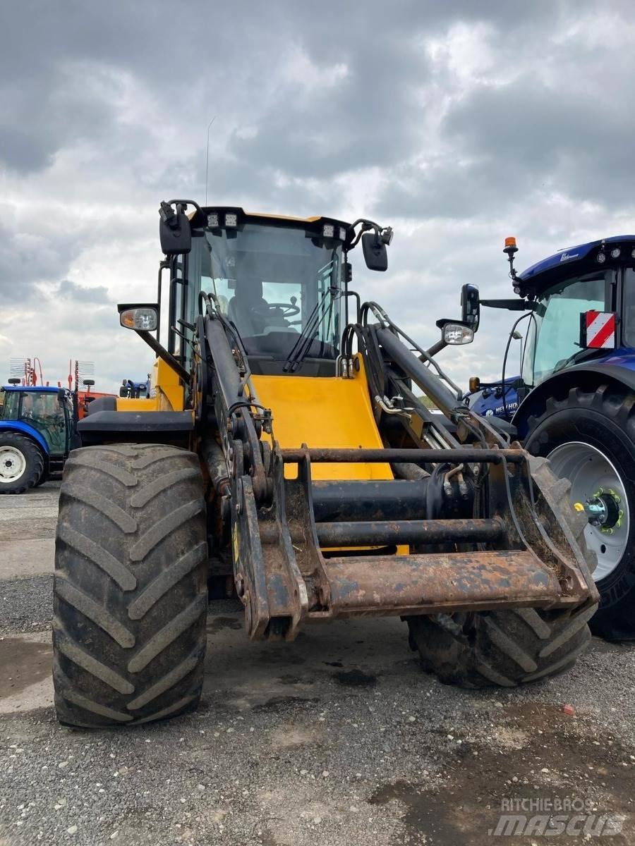 JCB 435S 農業用伸縮臂裝載機