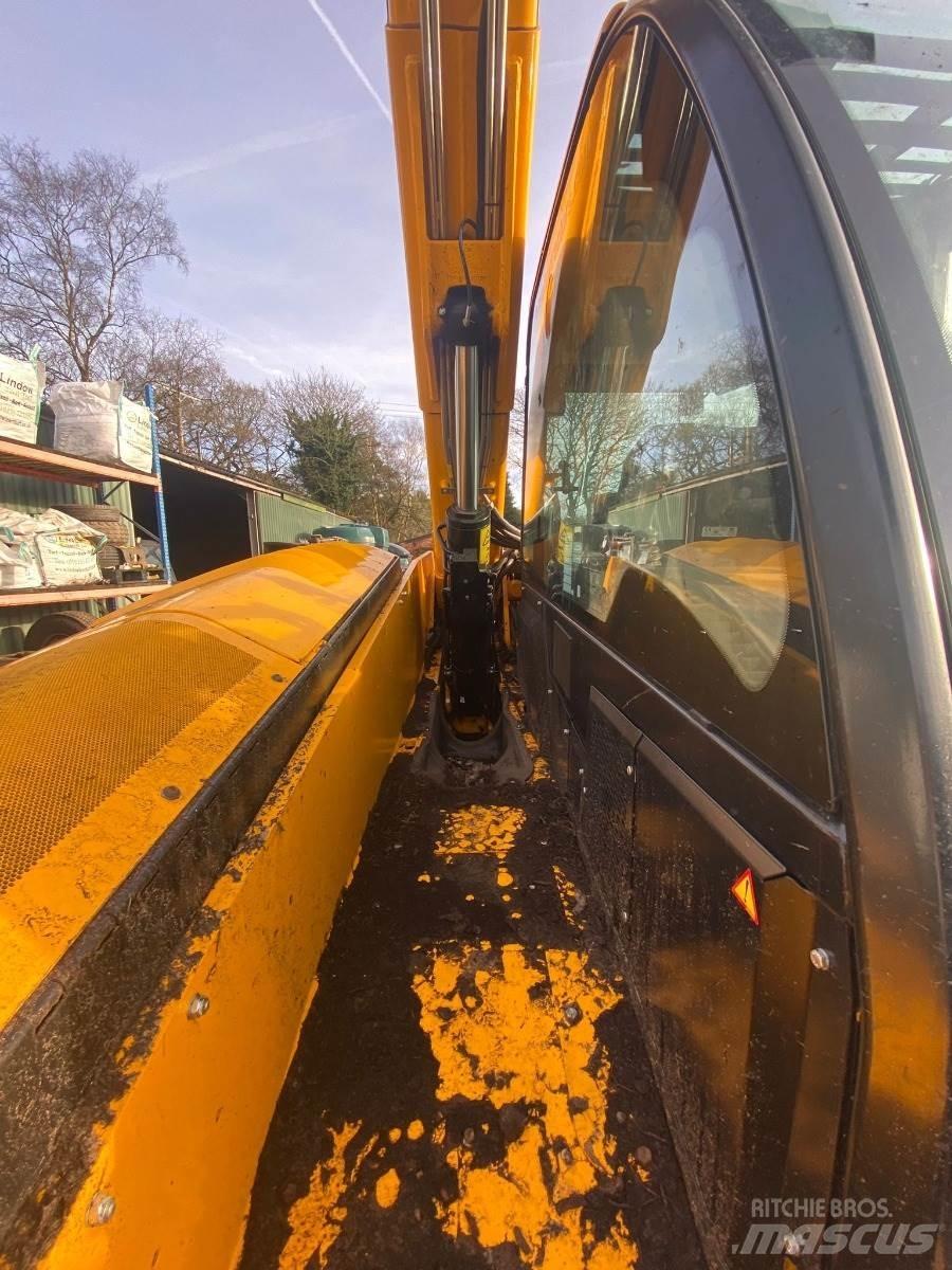 JCB 542-70 農業用伸縮臂裝載機