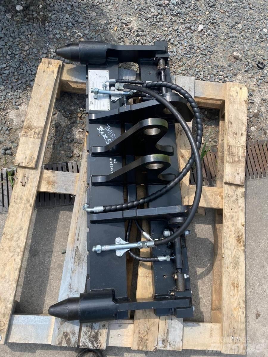 JCB P&C 農業用伸縮臂裝載機