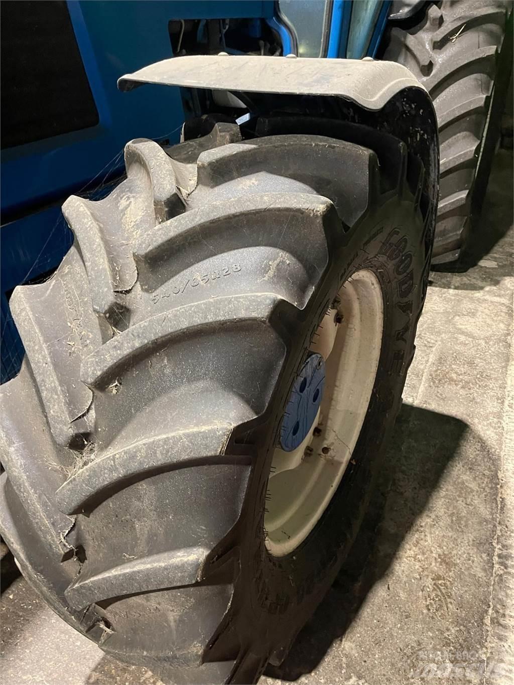 Ford 8730 曳引機