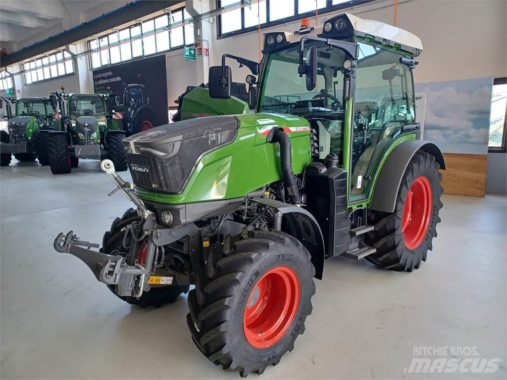 Fendt 211F 曳引機