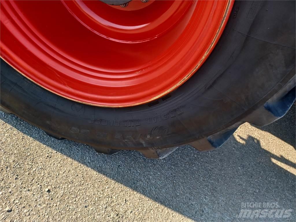 Fendt 828 曳引機