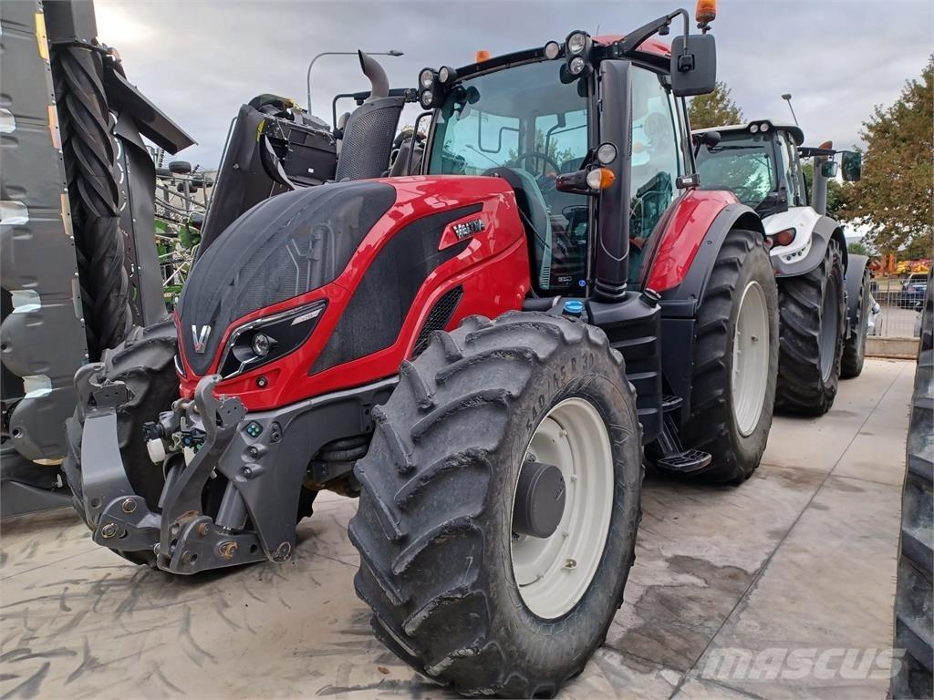 Valtra T 214 曳引機