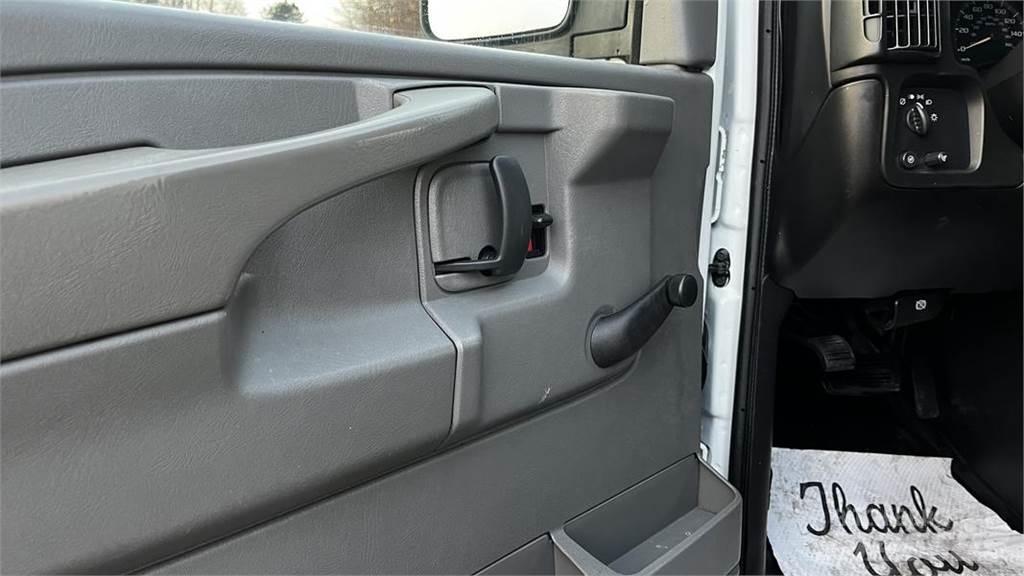 Chevrolet Express 廂式貨物運輸車