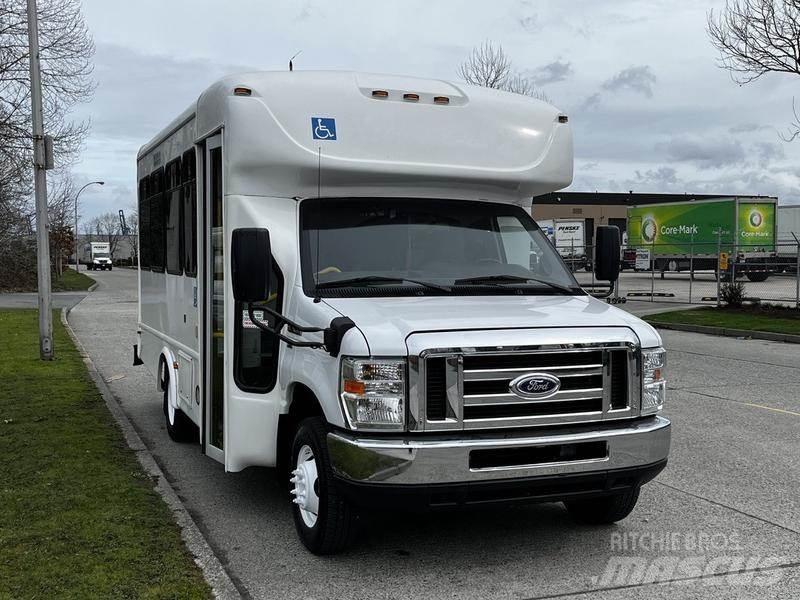 Ford Econoline 迷你巴士