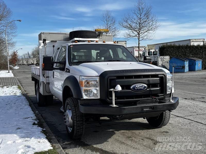 Ford F-450 SD 都市/通用型車輛
