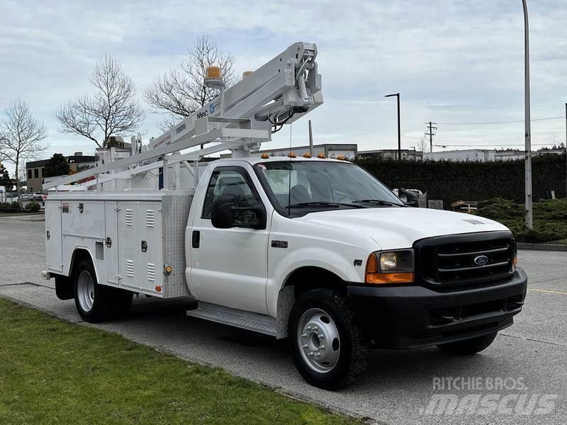 Ford F-450 SD 都市/通用型車輛