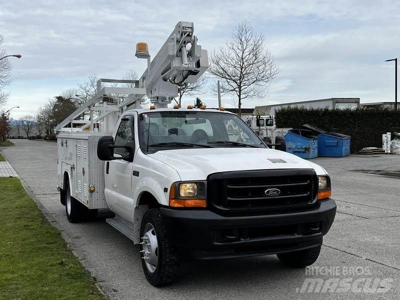 Ford F-450 SD 都市/通用型車輛