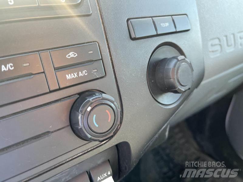 Ford F-450 SD 都市/通用型車輛