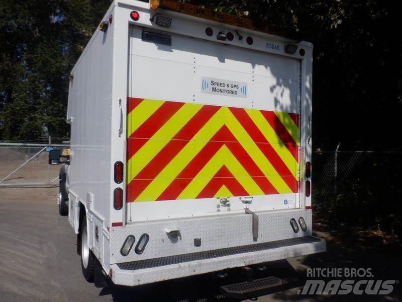 Ford F-550 都市/通用型車輛