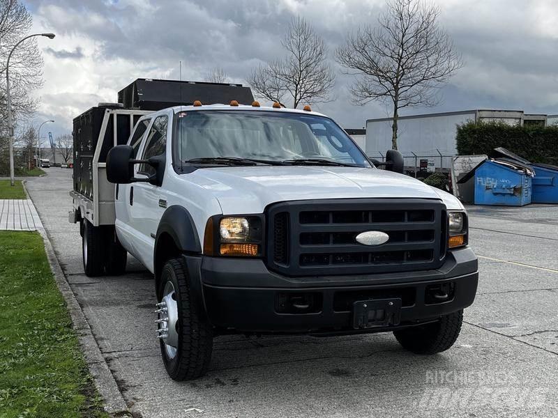Ford F-550 都市/通用型車輛