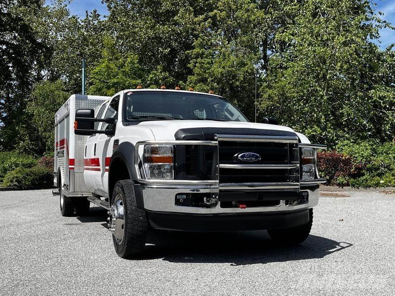 Ford F-550 都市/通用型車輛