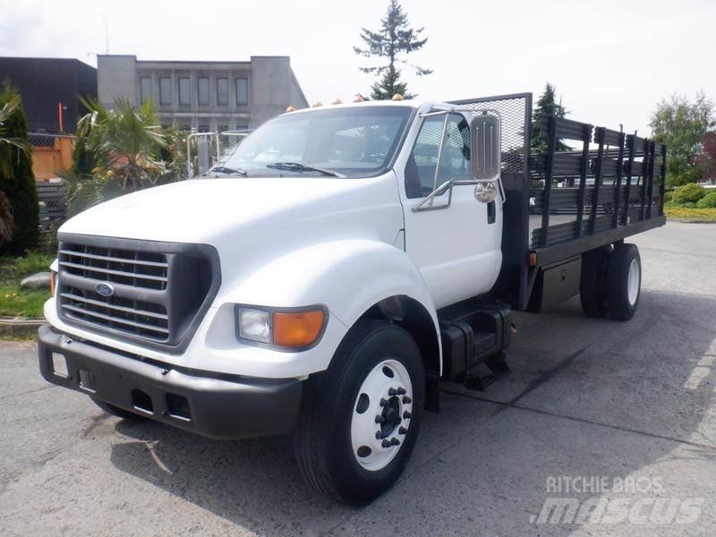 Ford F-650 平板式/側卸式卡車