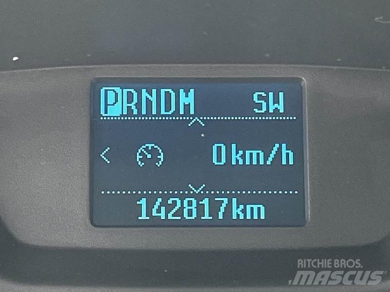 Ford Transit 廂式貨物運輸車