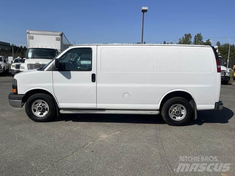 GMC Savana 廂式貨物運輸車