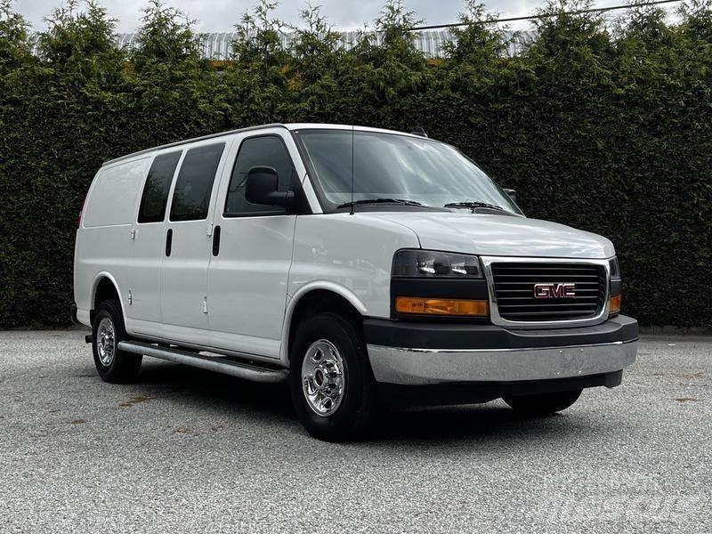 GMC Savana 廂式貨物運輸車