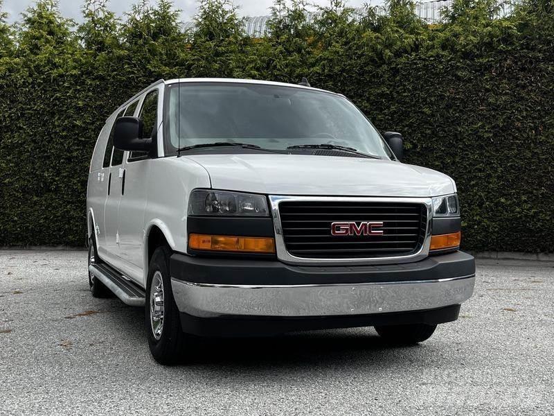 GMC Savana 廂式貨物運輸車