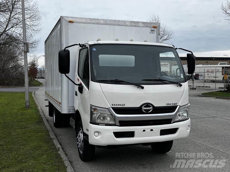 Hino 195 廂式貨物運輸車