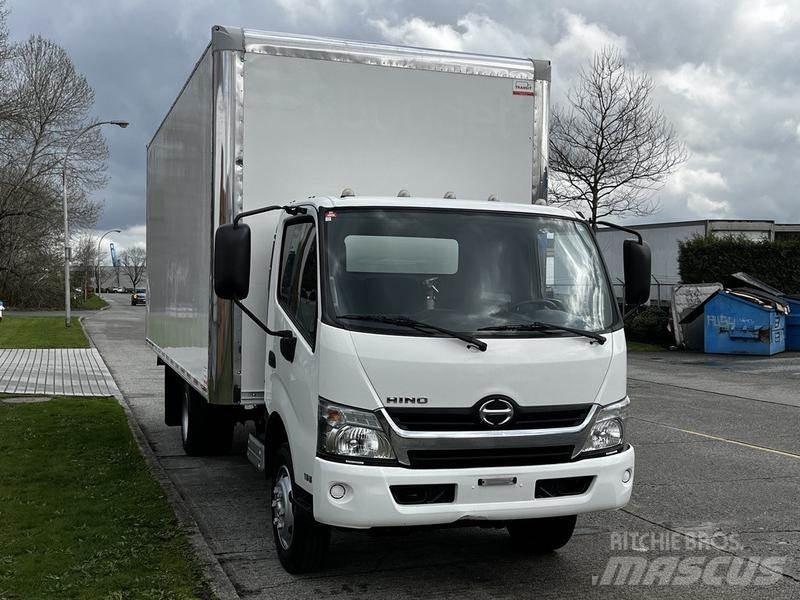 Hino 195 廂式貨物運輸車