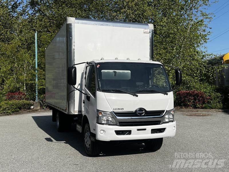 Hino 195 廂式貨物運輸車