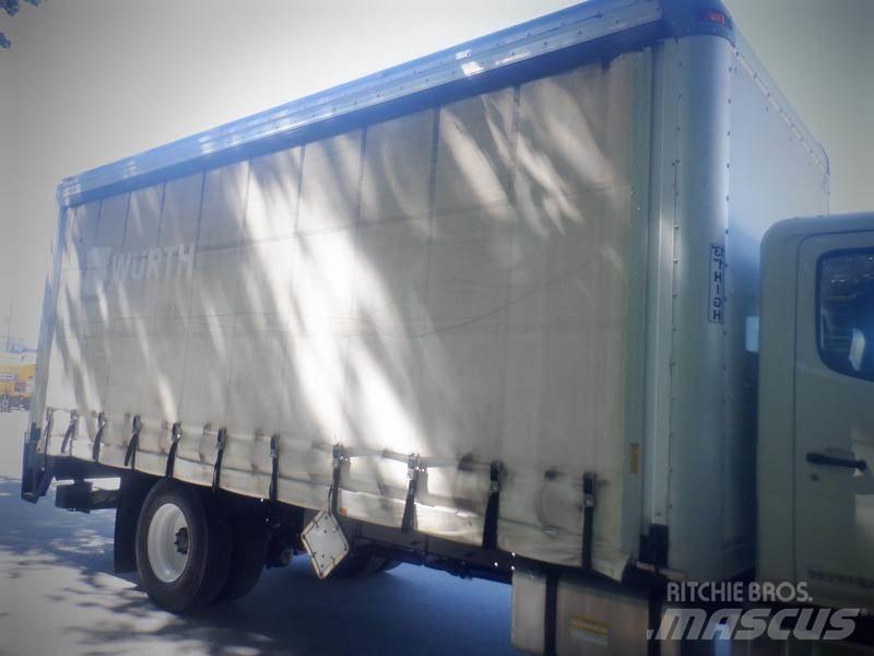 Hino 268 廂式貨物運輸車