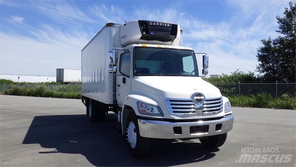 Hino 268 廂式貨物運輸車