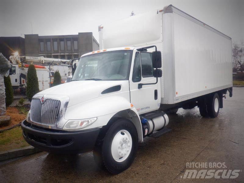 International 4300 廂式貨物運輸車