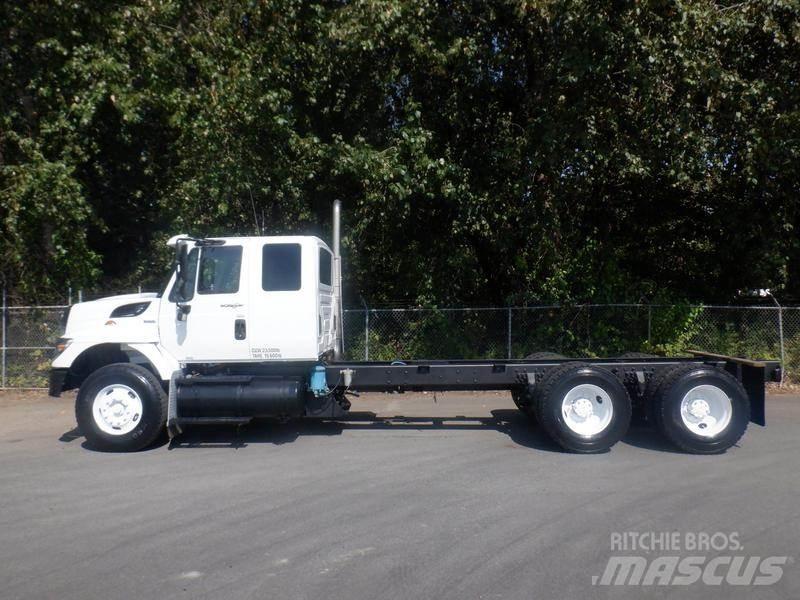 International 7400 商用底盤車