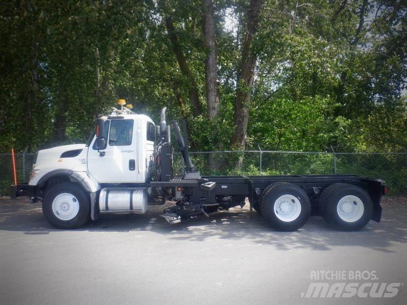 International 7400 商用底盤車