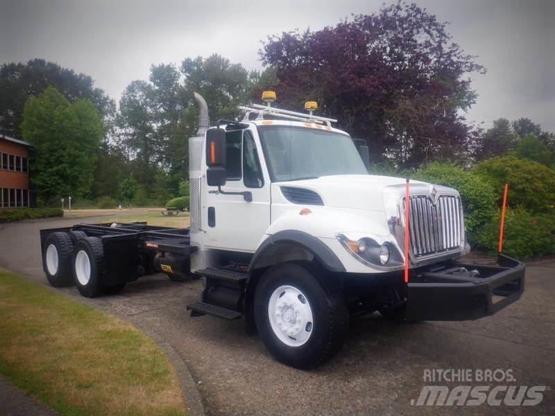 International 7400 商用底盤車
