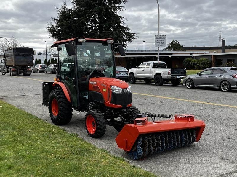 Kubota B2650 清掃車