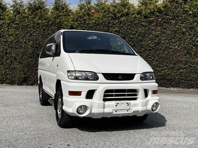 Mitsubishi Delica 汽車