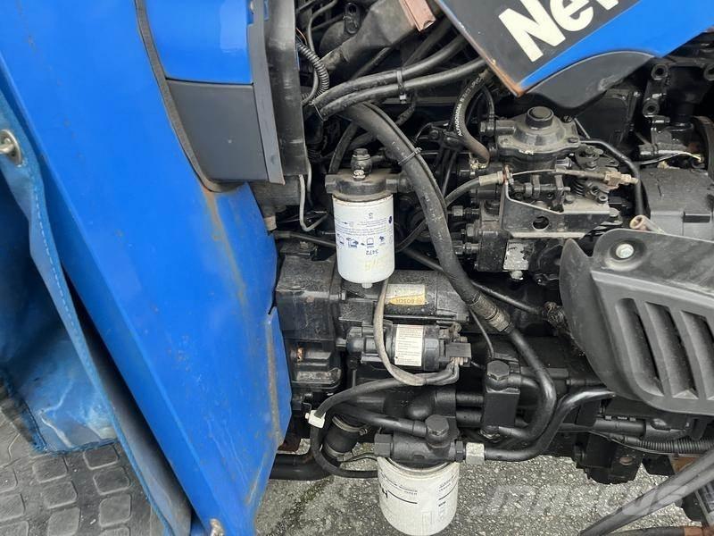 New Holland TN70A 曳引機