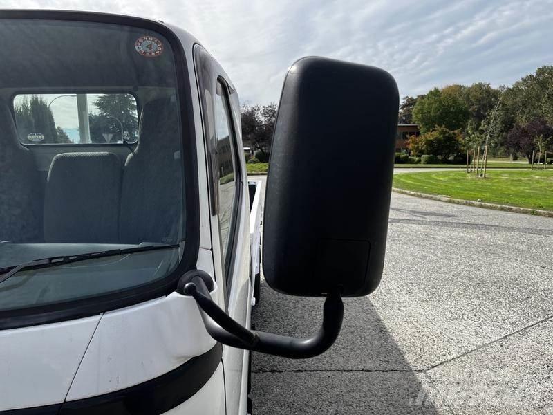 Toyota Toyoace 平板式/側卸式卡車