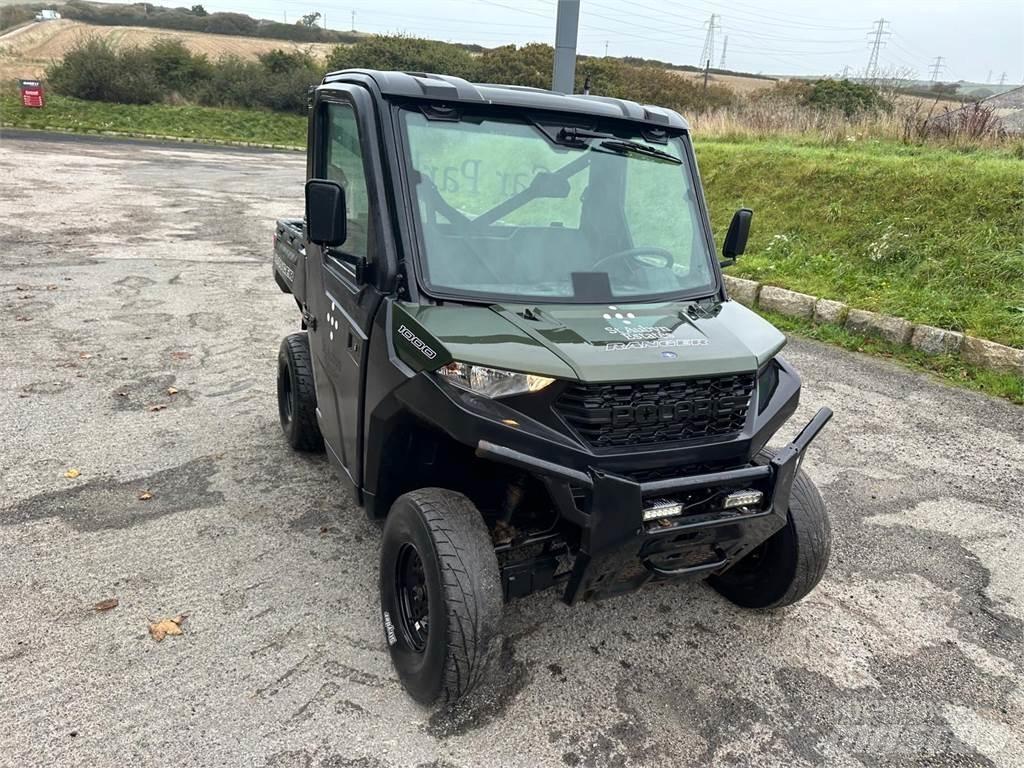 Polaris  多功能車