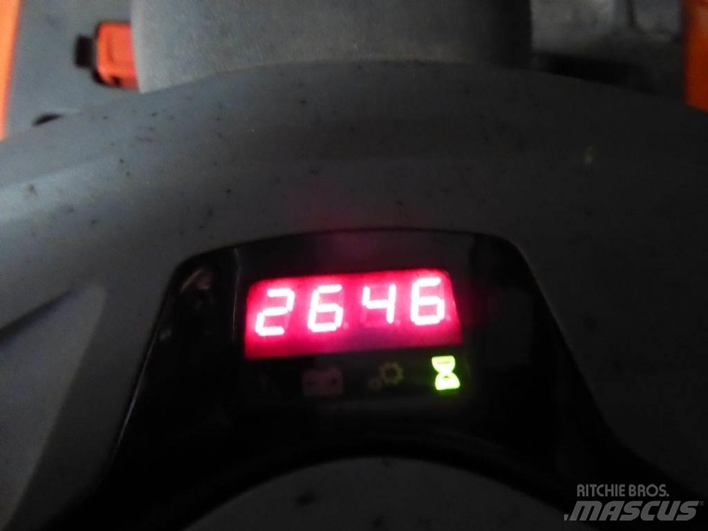 BT SPE120 行走控制式堆積機