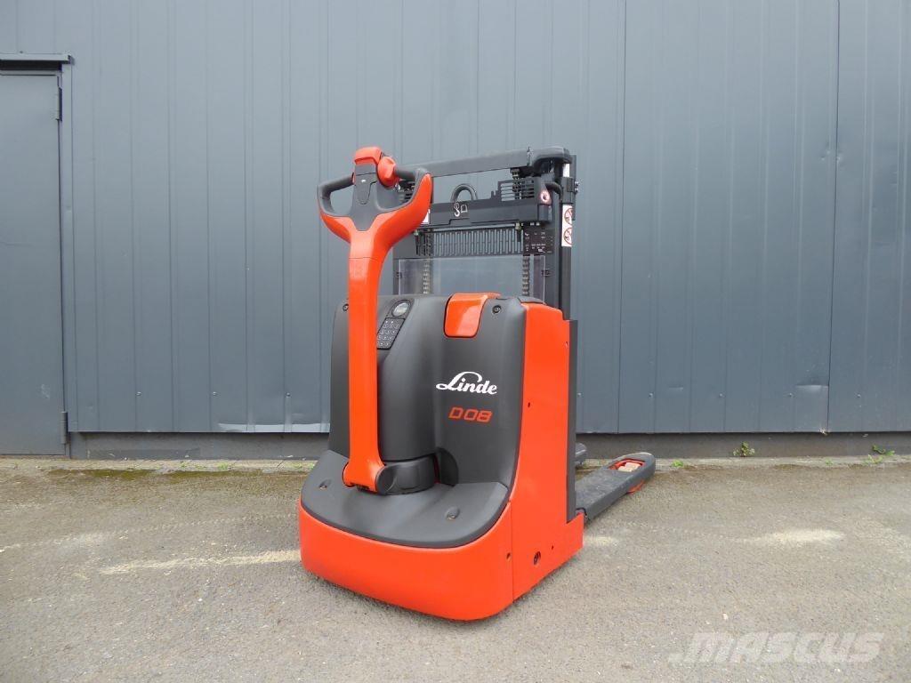 Linde D08 行走控制式堆積機