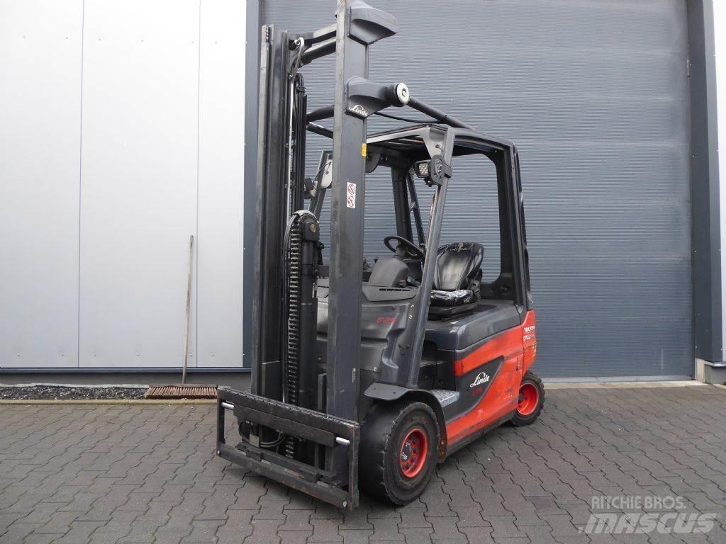 Linde E25-01 電動堆高機
