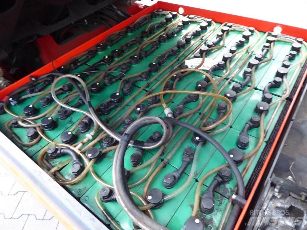 Linde E25L 電動堆高機