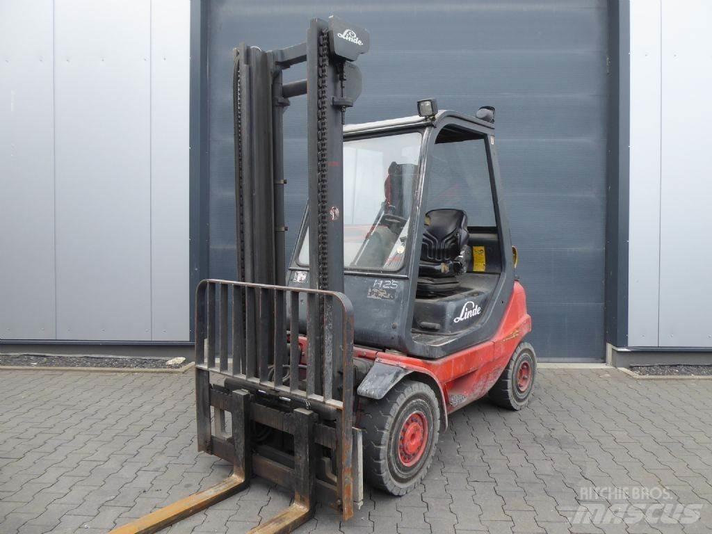 Linde H25T-03 液化石油氣LPG卡車
