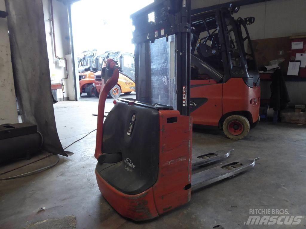 Linde L12L 行走控制式堆積機