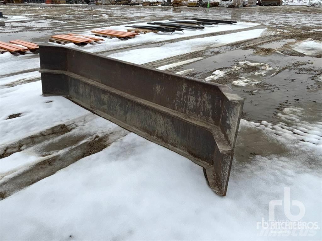  10 ft 其他路面和雪地機械