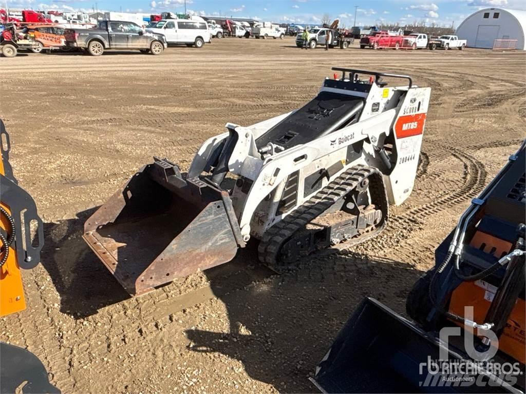 Bobcat MT85 滑移轉向裝載機